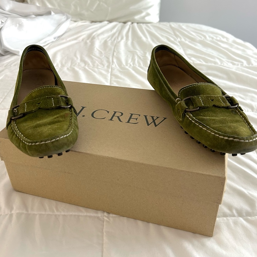 JCrew Vintage Women’s Size 7 Light Moss Green Suede Driving Loafers Moccasins